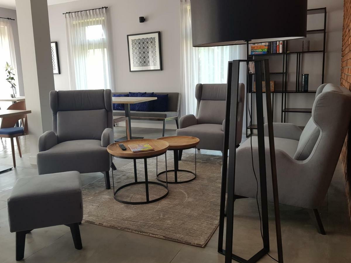 Villa Lipova Stegna Pokoje I Apartamenty Dedykowane Osobom Doroslym Exterior photo